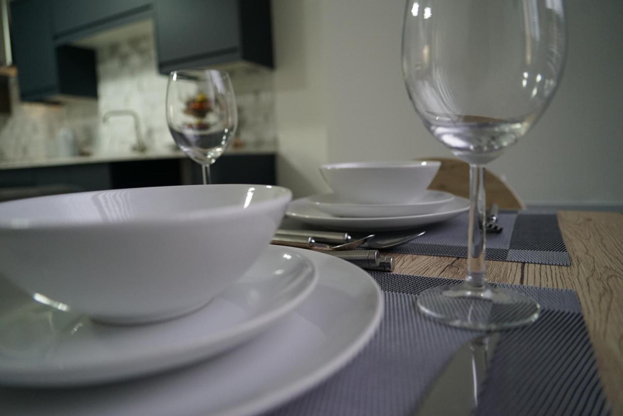 1 & 2 Bed Apartments - Desborough, Kettering, Family, Wifi, Parking Екстериор снимка